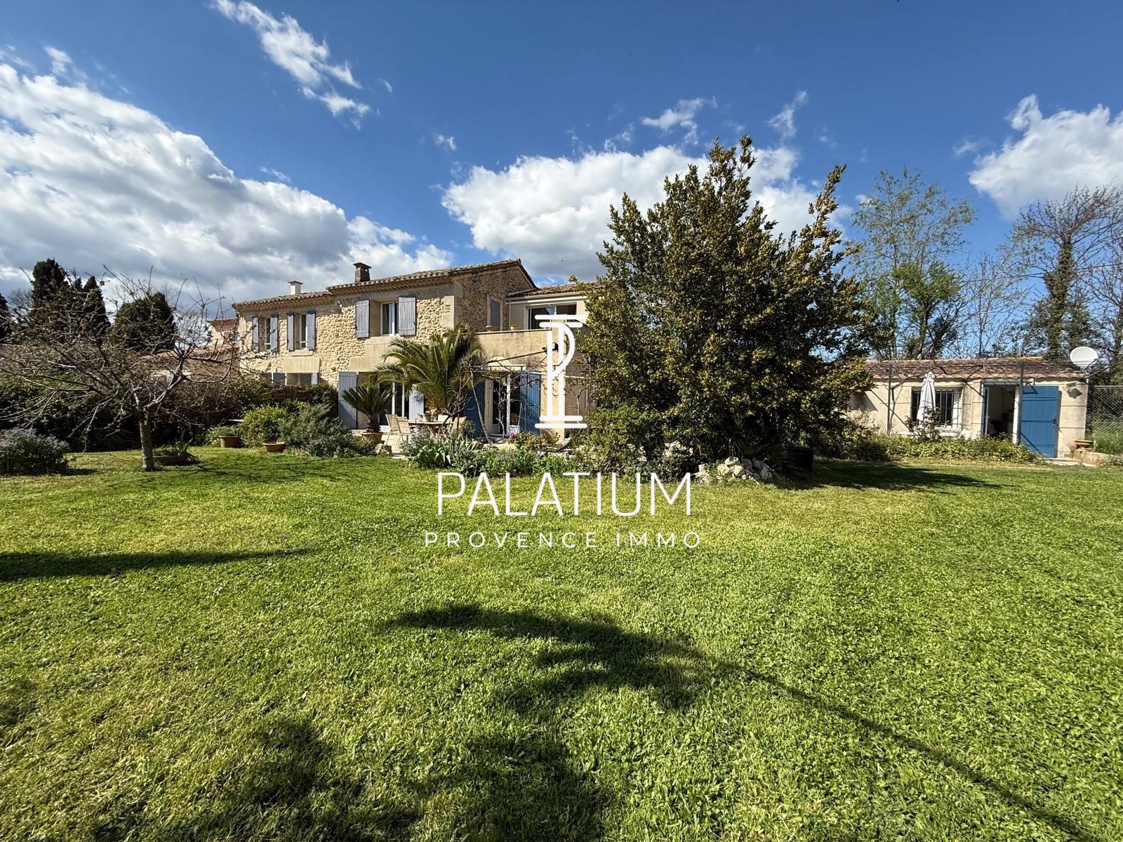 Maison à Sénas – photo 4